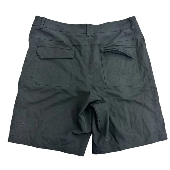 Lululemon Triple Active Casual Commute Shorts Black Size 38 - Picture 2 of 4